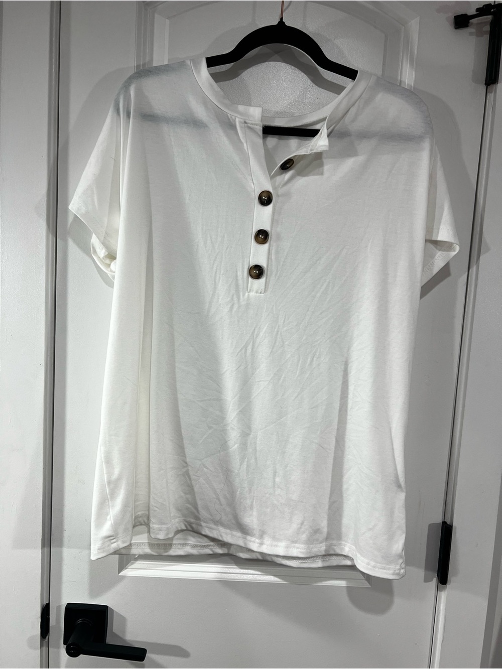 SHEIN White Short-Sleeve Henley with Button Placket
